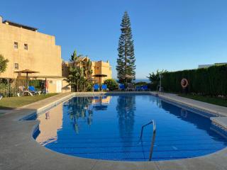 Nice ground floor apartment- 2 bedrooms - 450 meters from the beach - Cabopino - 9