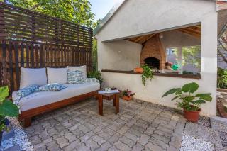 Holiday house with a parking space Novi Vinodolski - 5523 - Novi Vinodolski - 5