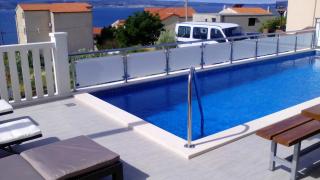Apartments with a swimming pool Mali Rat (Omis) - 9698 - Dugi Rat - 4