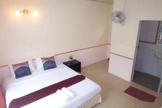 Phuket Airport Overnight Hotel - Nai Yang Beach - 7