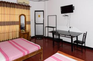 Gnanam Holiday Inn - 1
