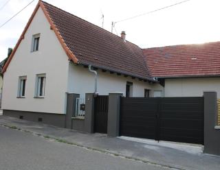 Maison privative SPA Jacuzzi Sauna Salle de jeux - Weitbruch - 1