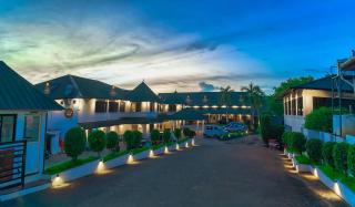 Contour Backwaters Hotel Resort & Convention Centre - Rāmankari - 9