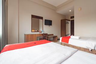 RedDoorz near Simpang Dago 2 - 1