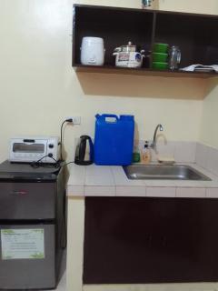 Affordable Staycation along Ortigas Extension - 3