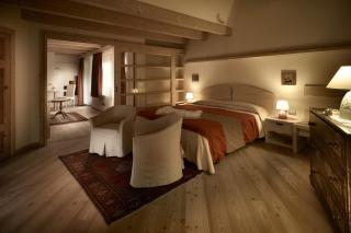 Castelir Suite Hotel - 7