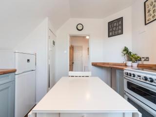 Pass the Keys Victorian Flat A Stones Throw From Hampton Court - East Molesey - 1