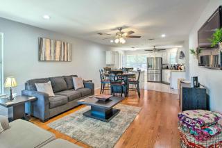 Lakefront Family Home with Boat Dock and Slip in Texas - Trinidad - 7