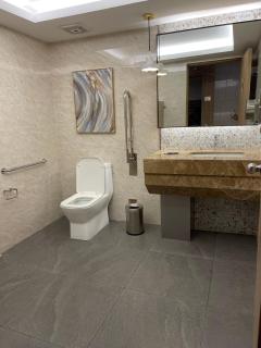 Amour Staycation Shell residences - Manila - 7