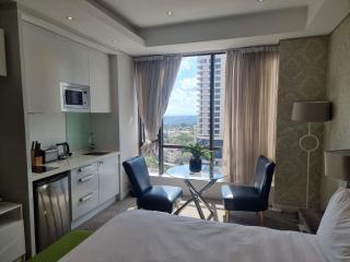 Sandton Skye Exotic - 6