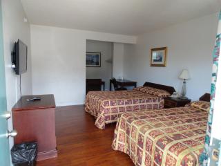 Travel Inn - North Hills - 5