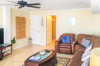 Seaview Duplex 6 - 7