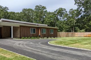 Chic in Southampton - 8