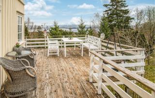 Amazing Home In Ytterøy With Wifi - 9