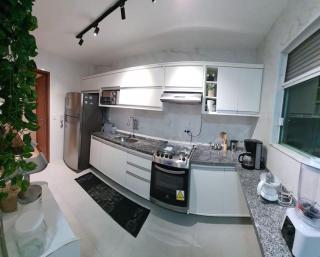 Lindo apartamento em condomínio com clube - Cabo Frío - 1