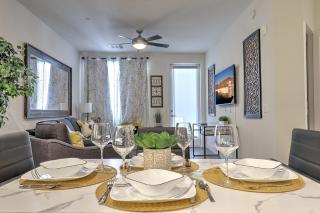 Walk Score 81-Shopping District-King Bed-Parking G3047 - Scottsdale - 4