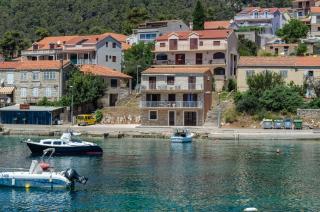 Apartments by the sea Brna, Korcula - 561 - Smokvica - 9