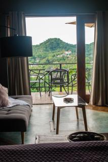 Ocean view studio whit balcony, on the hill, full equipment. - 6
