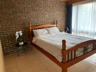 Family Beach Home Dromana - 4