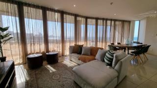 Accommodation Front - The Quays 503 - 6 Sleeper Across the Beachfront - Durban - 5