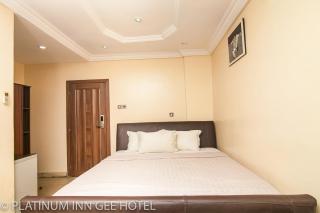 Platinum Inn Gee Hotel - Suru Lere - 1