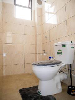 Serine 2 Bedroom Serviced Apartments - Mombasa - 5