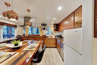 Charming Lake Tahoe Cabin - Carnelian Bay - 1