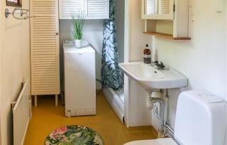 Gorgeous Home In Holmsjö With Kitchen - 2