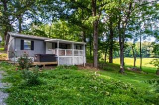 Hopp On Inn Secluded 3BR Home - 9