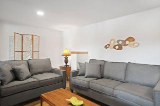 The Beverly on Buena Lake - 3