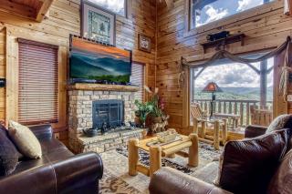 Endless View- AMAZING Panoramic Mountain Views, Pool Access, FREE Area Attraction Tickets - Sevierville - 2