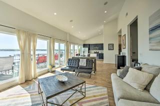 Modern Cedar Creek Lake Retreat with Panoramic View! - Malakoff - 8