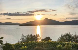 1 Bedroom Amazing Apartment In Øydegard - - 3