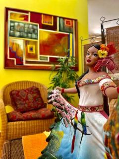 Casa hogareña con excelente ubicación en la ciudad - 0