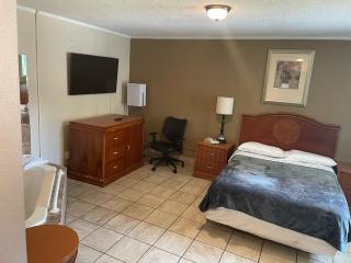 Budgetel Inn and Suites - Louisville - Louisville - 8