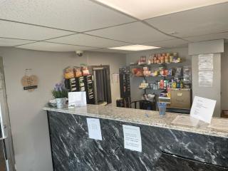 Budgetel Inn and Suites - Louisville - Louisville - 3