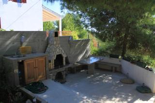 Apartments with parking space Rukavac, Vis - 2444 - 4