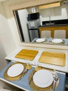 Studio Apartment with pool and gym by The Cusicks - 3