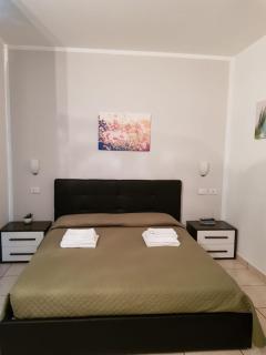 Hotel Daisy - San Giovanni Lupatoto - 0