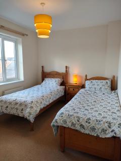 Central Taunton 2-bedroom apartment, great location! - 2