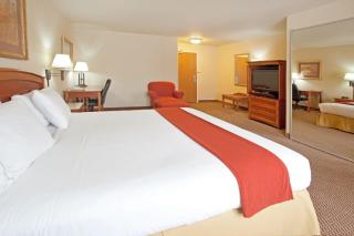 Holiday Inn Express Hotel & Suites Cedar City by IHG - Cedar City - 3