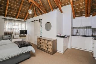 Swallows Nest - Laingsburg - 7