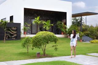 StayVista's Le Bon Horizon - Hillside Elegance with Chic Interiors, Poolside Serenity & Picturesque Gazebo - Proximity to Sula - Nashik - 4
