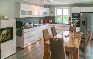 Gorgeous Apartment In Elmenhorst - Elmenhorst - 7