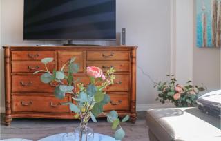 Gorgeous Apartment In Elmenhorst - Elmenhorst - 1