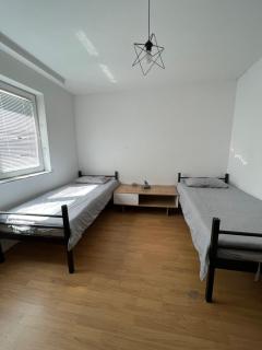 Moonlıght Hostel - Pristina - 5