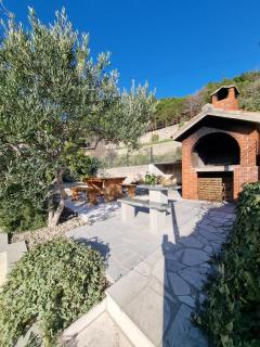 Apartments by the sea Duce, Omis - 2821 - Duće - 3