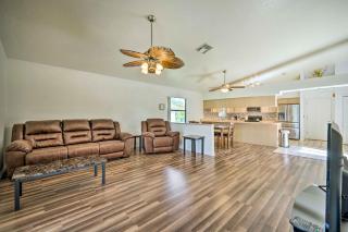 Sunny Kissimmee Home about 21 Mi to Disney Parks! - 7