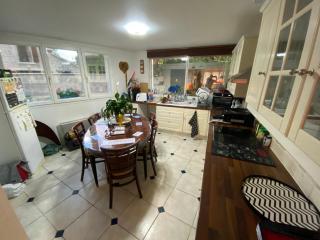 1 Chambre chez l habitant, 1 à 4 pers, Park ext, TAXI VTC 6places disponibles - - 3
