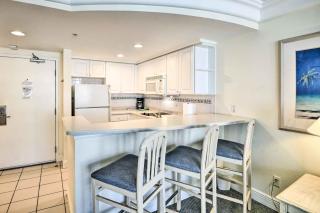 Sunny Daytona Beach Gem with Ocean Views! - Daytona Beach - 4